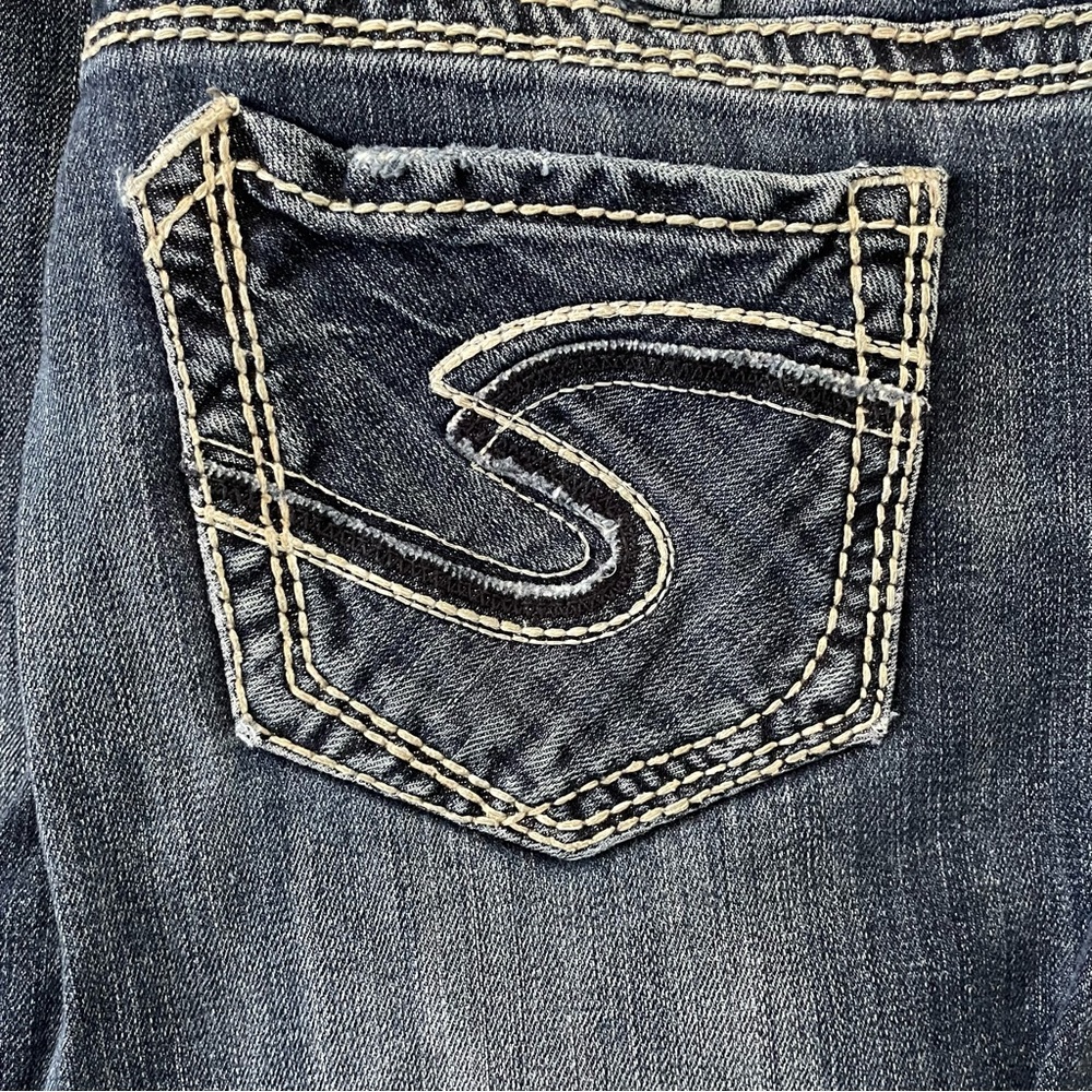 Silver Jeans - Picture 3 of 6
